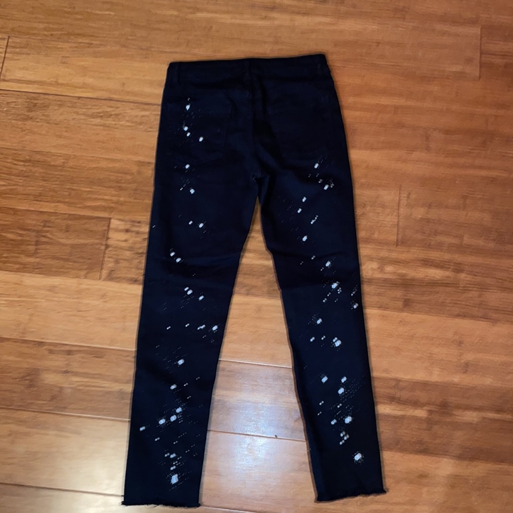 EUC Boys black denim splatter paint jeans with holes size 10. - Picture 6 of 6